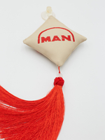Ромб объемный на присоске MAN (экокожа, бежевый, красная вышивка, кисть)