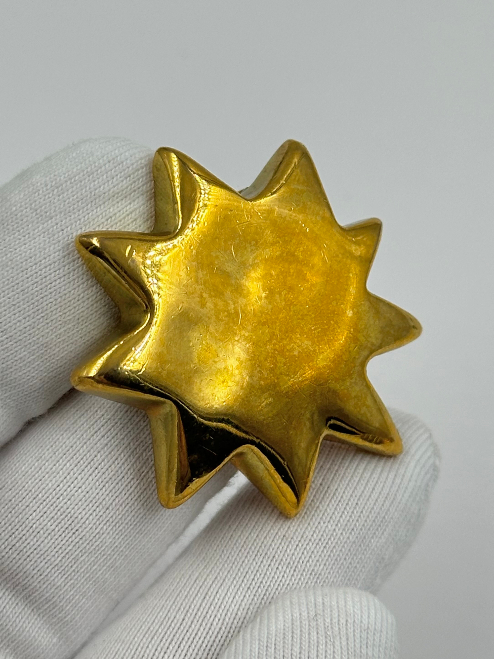 Брошь Солнце Christian Lacroix