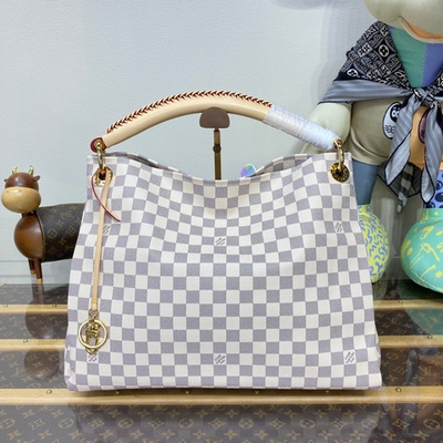 Louis Vuitton Artsy MM