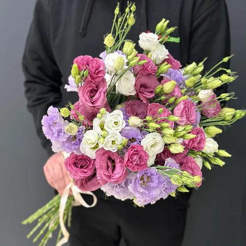 Букет из разноцветной эустомы "Floral Mosaic"