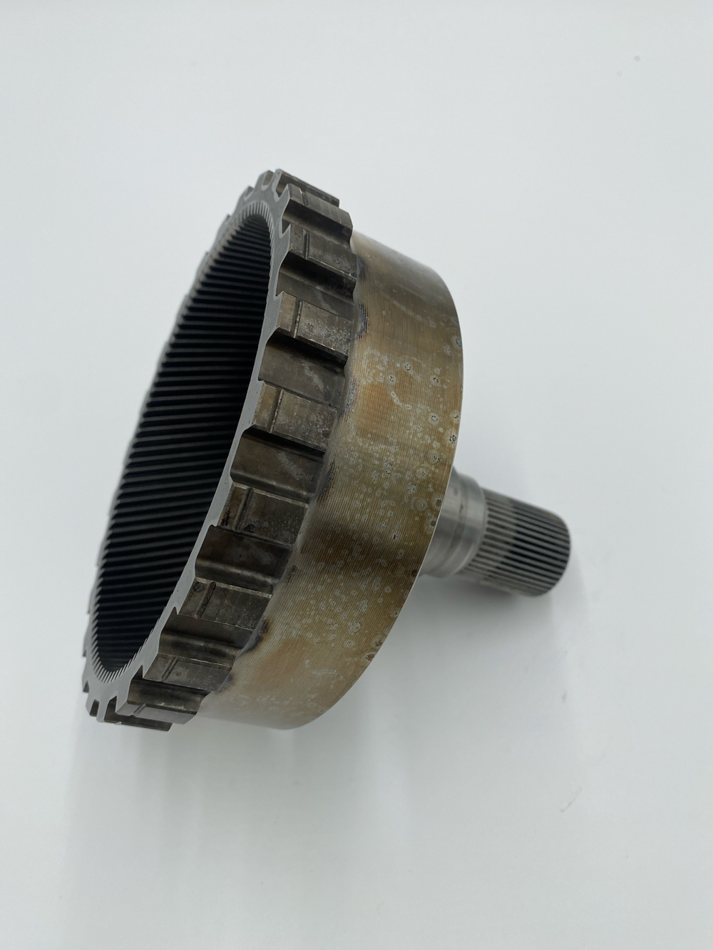 Выходной вал GM 5L40e (длина вала от основания 105мм, длина шлицевой части 43мм)