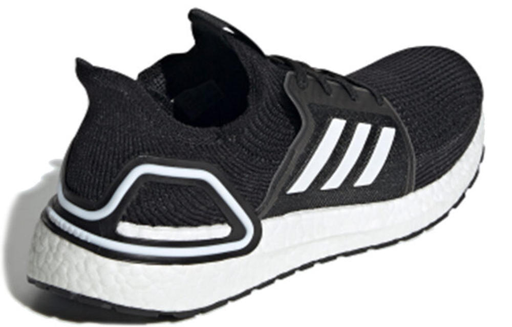 Кроссовки Adidas Ultraboost 19 U