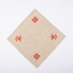 Салфетка с вышивкой