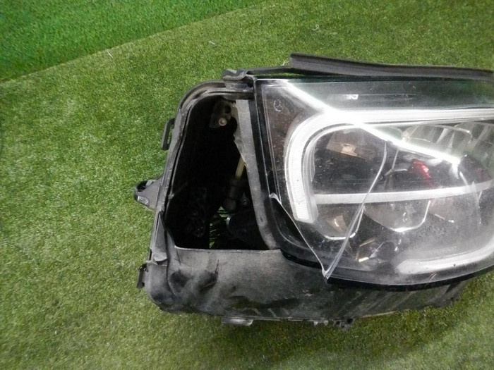 Фара левая Mercedes GLC X253 (2019-2022) LED