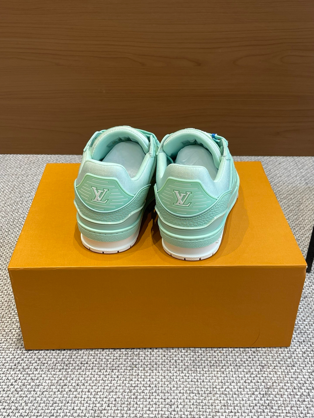Louis Vuitton Trainer Sneaker