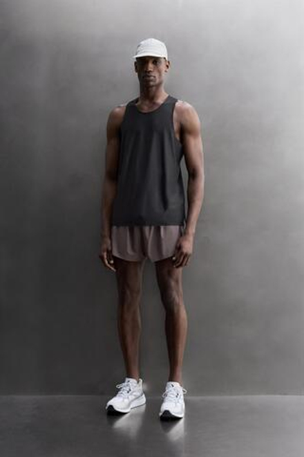 ZARA ЛЕГКАЯ СПОРТИВНАЯ ФУТБОЛКА, ЧЕРНЫЙ