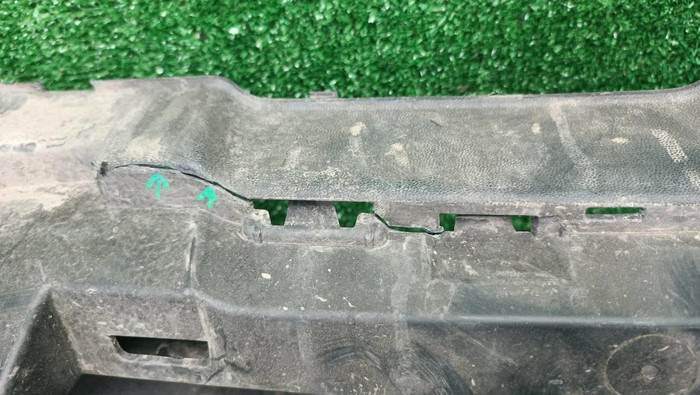 Кронштейн переднего бампера Mercedes GLE C292 (2015-2019)