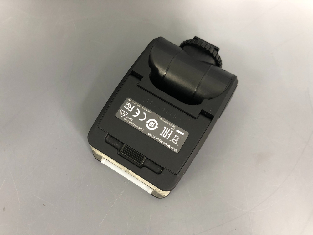 FujiFilm EF-20 TTL Flash