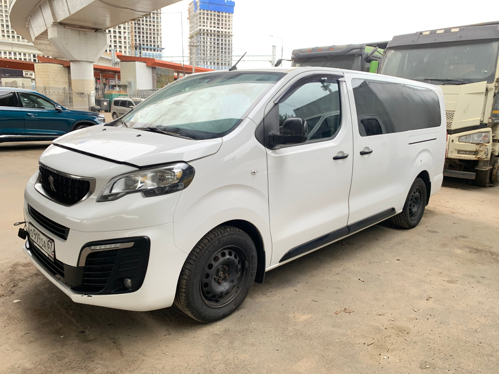 Peugeot Traveller Active Long 2.0 HDi 150hp 6AT