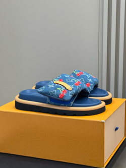 Louis Vuitton Pool Pillow Flat Comfort Mule (4 colors)