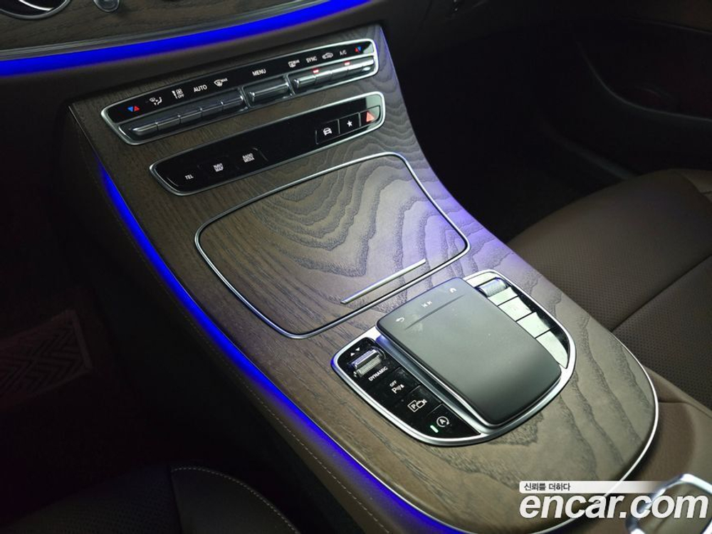 Mercedes-Benz E-Class W213 E250 Exclusive (08.2022)
