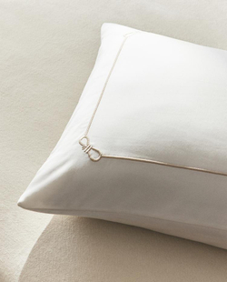 ZARA HOME САТИНОВАЯ НАВОЛОЧКА С КОНТРАСТНОЙ КАЙМОЙ, ЗОЛОТОЙ