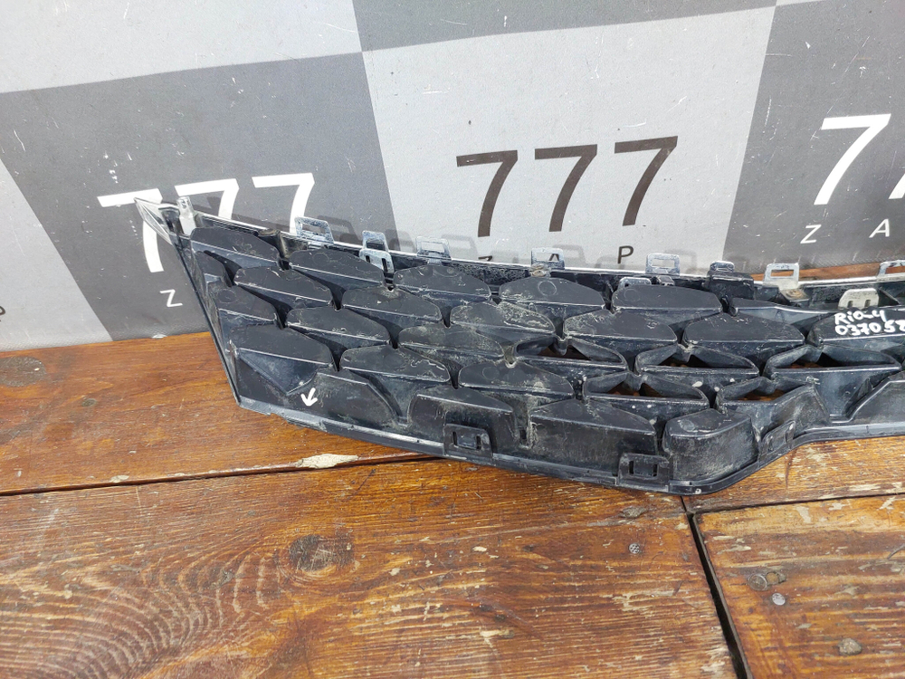 Решетка радиатора Kia Rio 4 (FB) 20-нв Б/У Оригинал 86350H0700