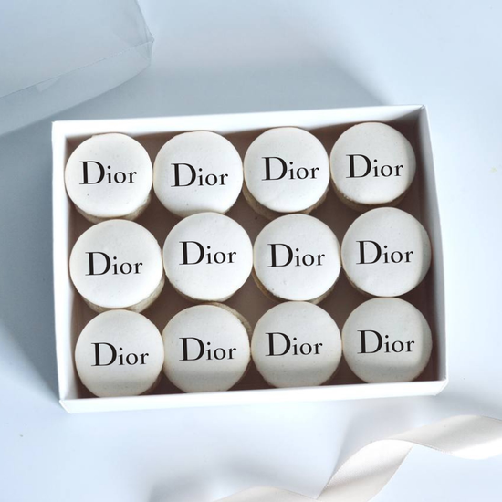 Набор макарон из 12 шт с логотипом компании