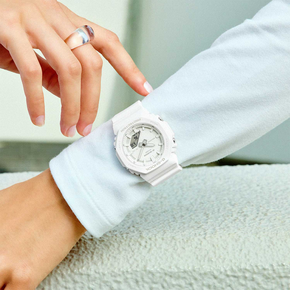 Часы Casio GMA-P2100-7A