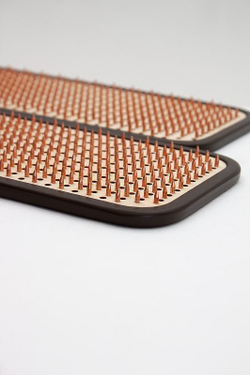 Доска садху Ом на мандале медные гвозди