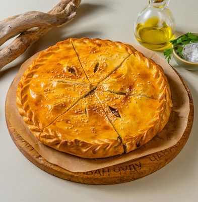 Пирог с сушенным мясом и картофелем