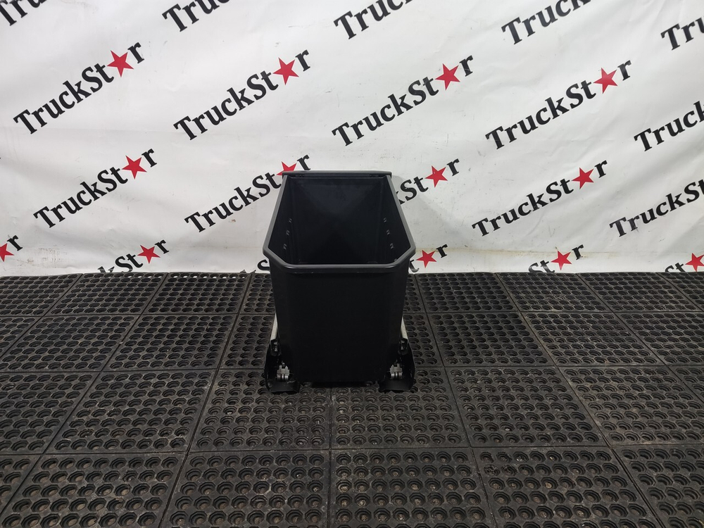 Ящик вещевой 2023