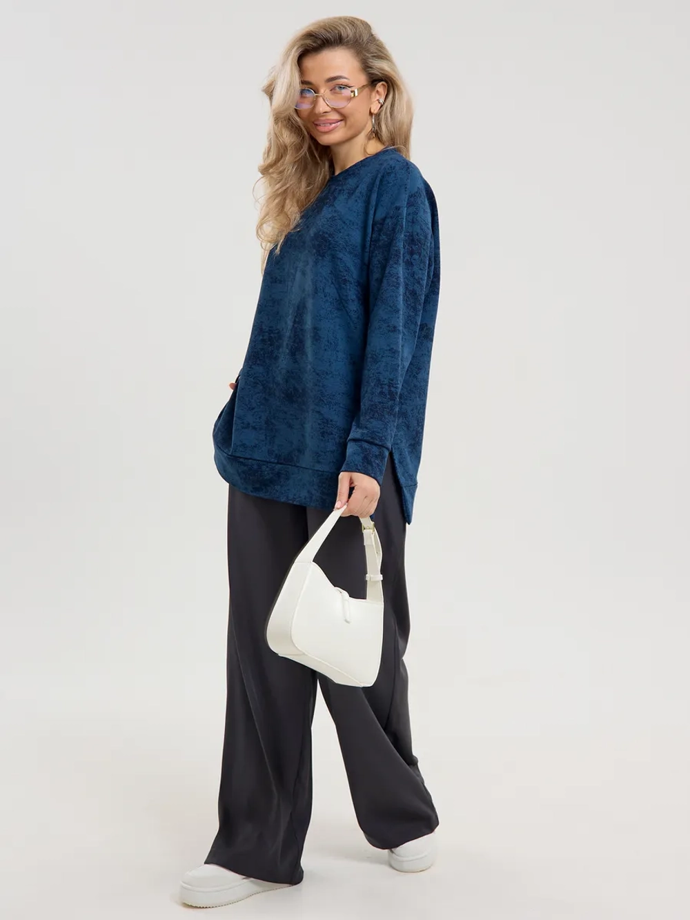 Кофта больших размеров оверсайз удлиненная без начеса теплая