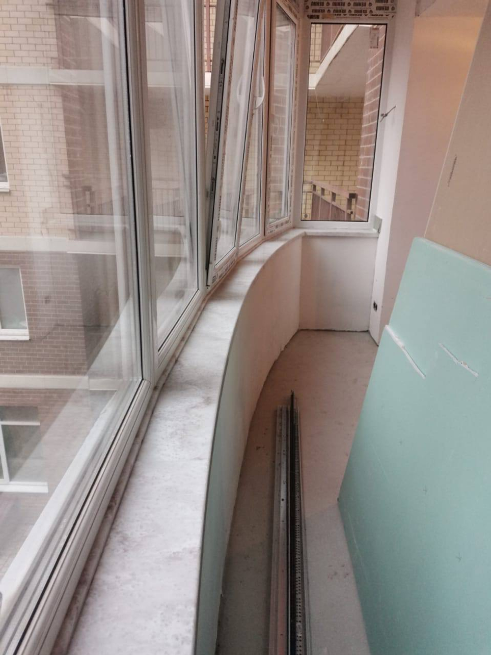 Подоконники из искусственного акрилового камня Grandex