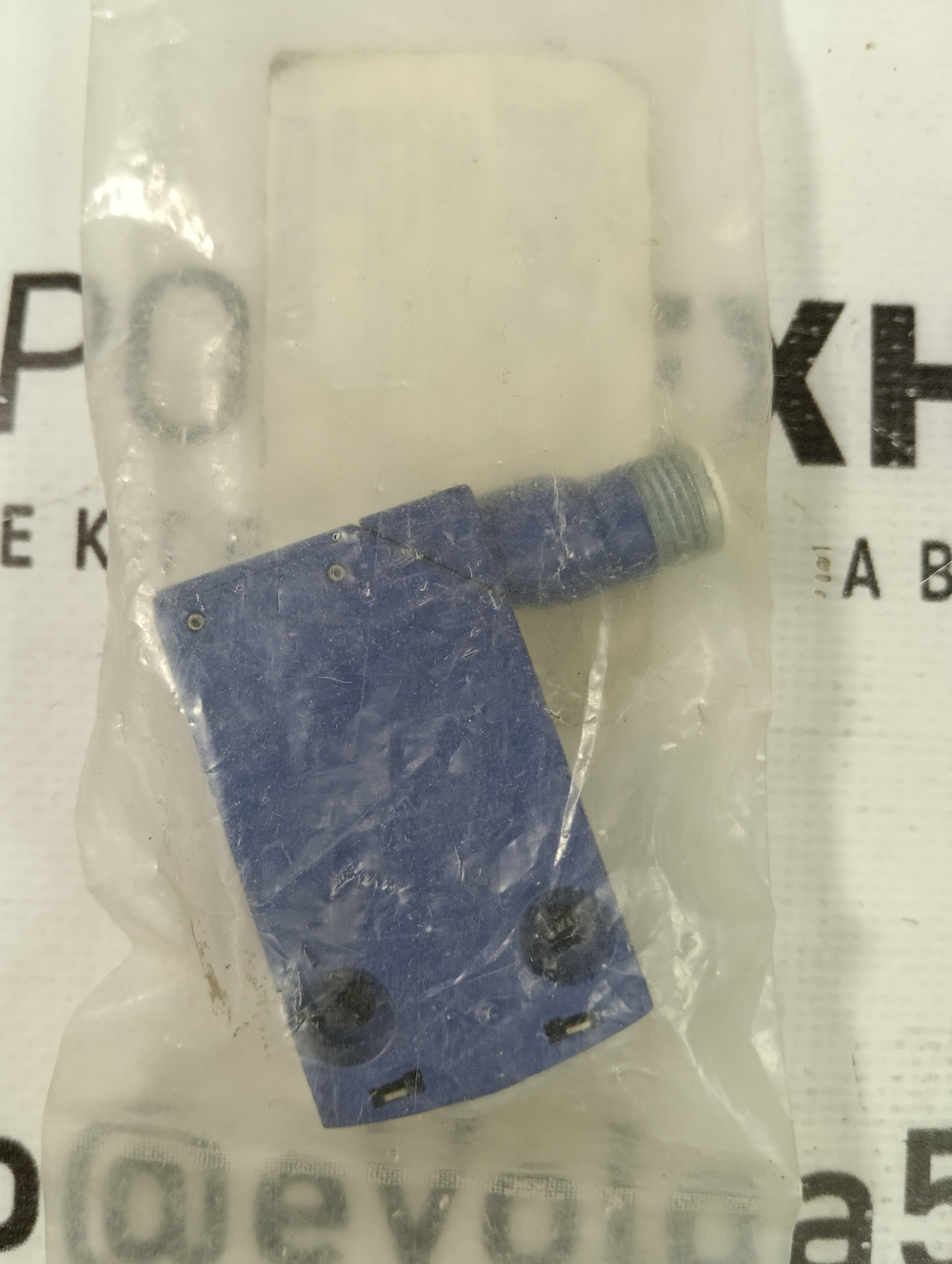 Telemecanique ZCMD29C12 новое