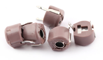 Конденсатор подстроечный импорт  dip 60 пФ