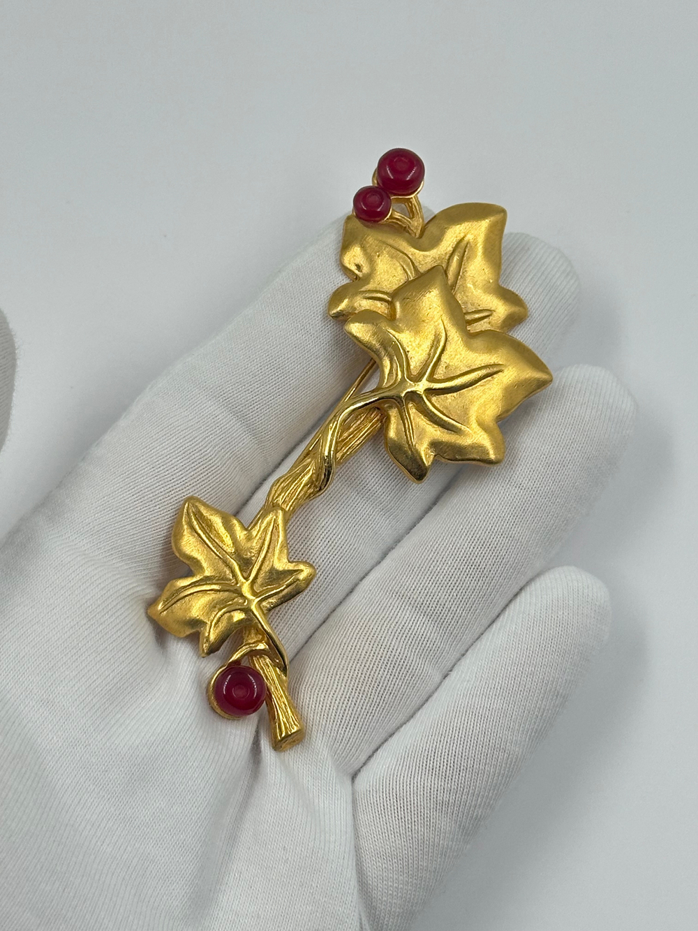 Брошь Веточка Givenchy