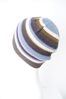 Шапка в полоску