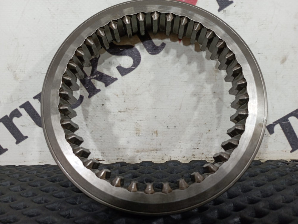 Муфта синхронизатора КПП