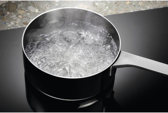 Индукционная варочная панель Electrolux IPES 6452 KF SenseBoil