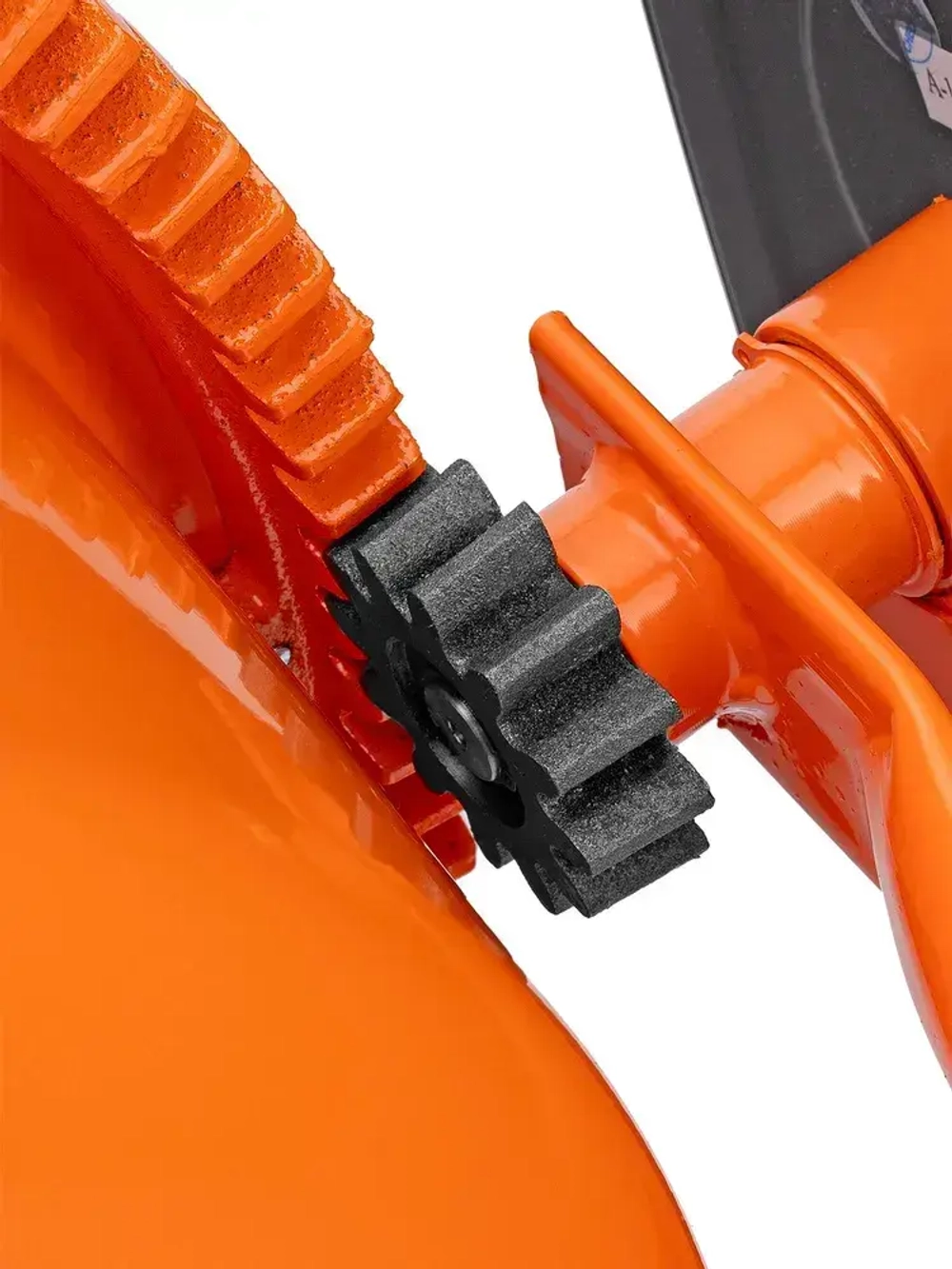 Бетономешалка строительная СИБРТЕХ, БСН-180, 180 л объем бака и 700 Вт мощность, чугунный венец и поликлиновый ремень, защита от перегрева и случайного пуска, без редуктора, бетоносмеситель, 95513