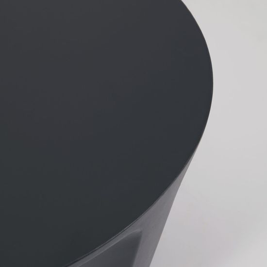Круглый журнальный столик Vilandra из бетона для улицы La Forma Испания