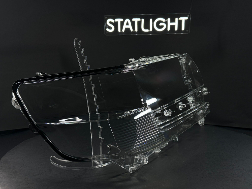 Правое стекло фары Toyota LC200 LC 2015-2021