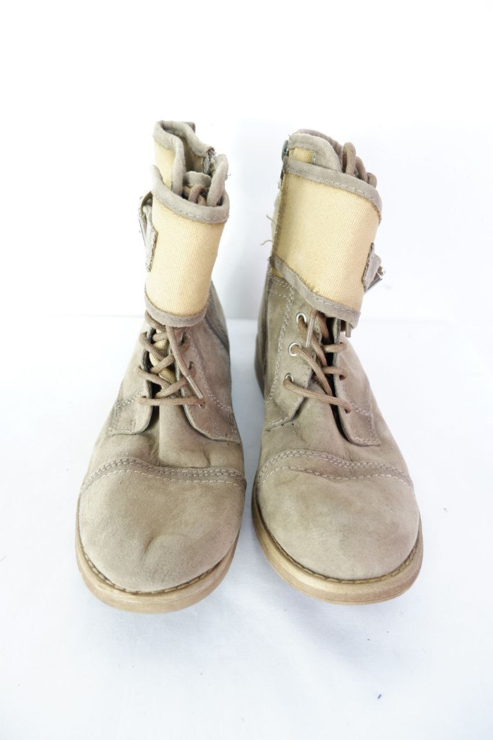 Ботинки Graceland на шнурках 39 размер