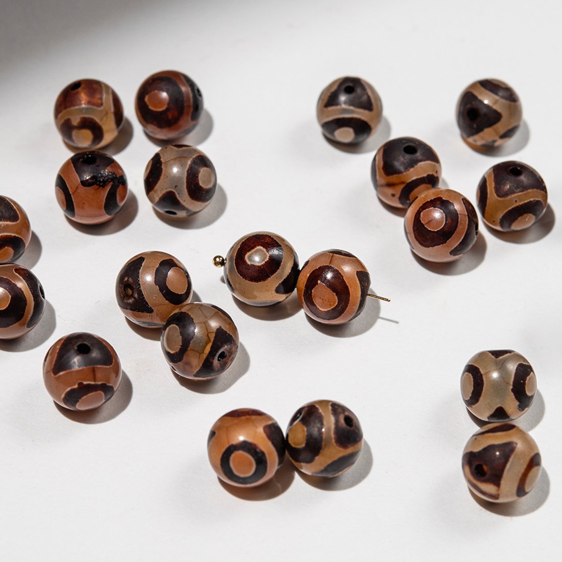 Бусина Дзи "Три глаза" из агата, 10мм, коричневый