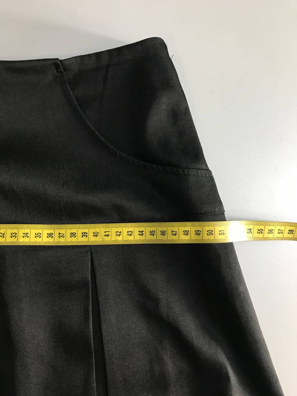 Юбка короткая, визуально на 48 размер