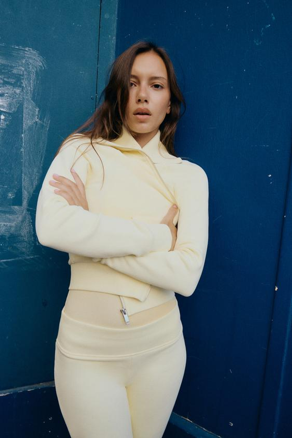 ZARA ТОЛСТОВКА ИЗ ФЛИСА НА МОЛНИИ, ЖЕЛТЫЙ