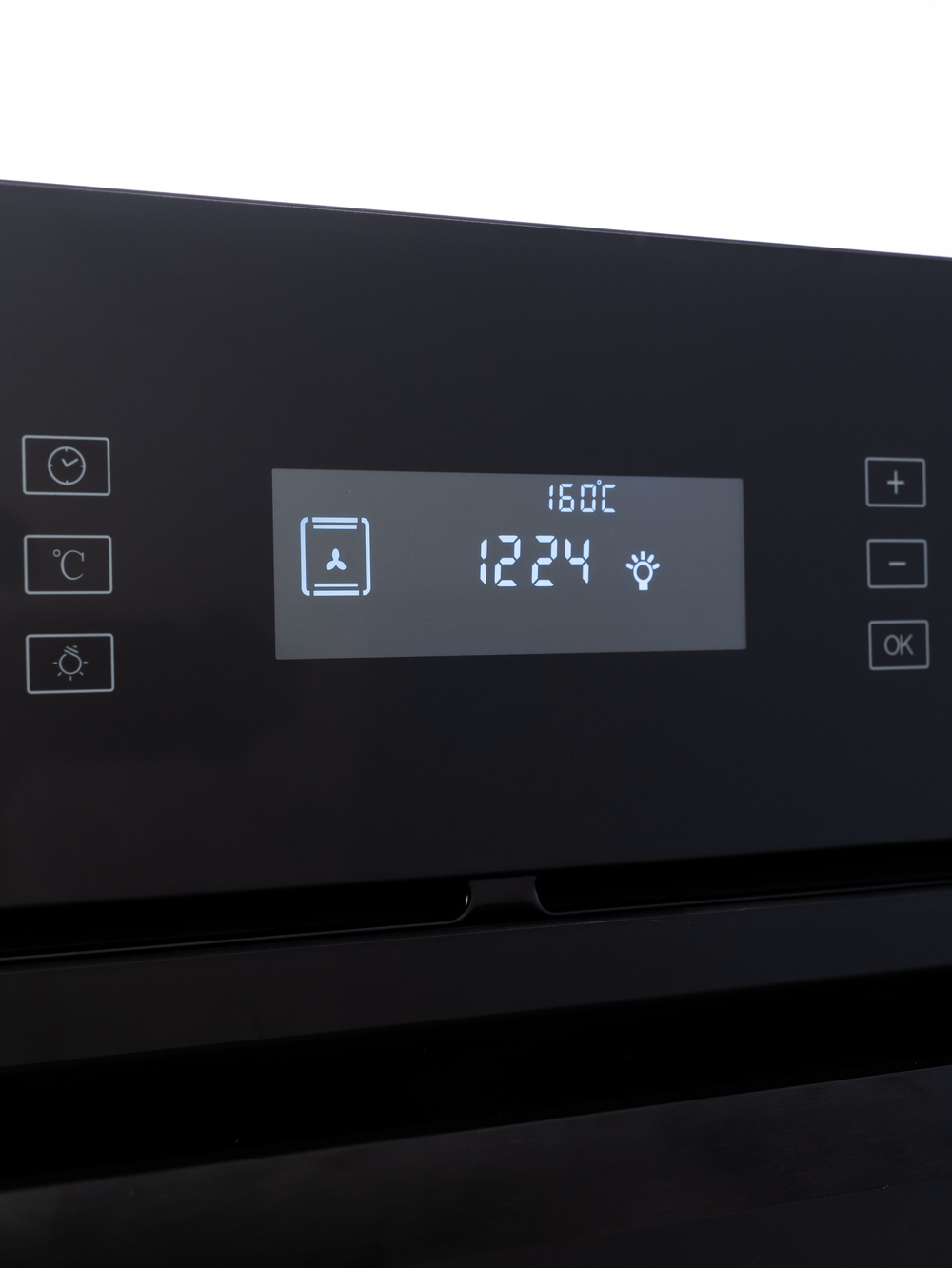 Шкаф духовой электрический MBO6711W + управление Wi-Fi