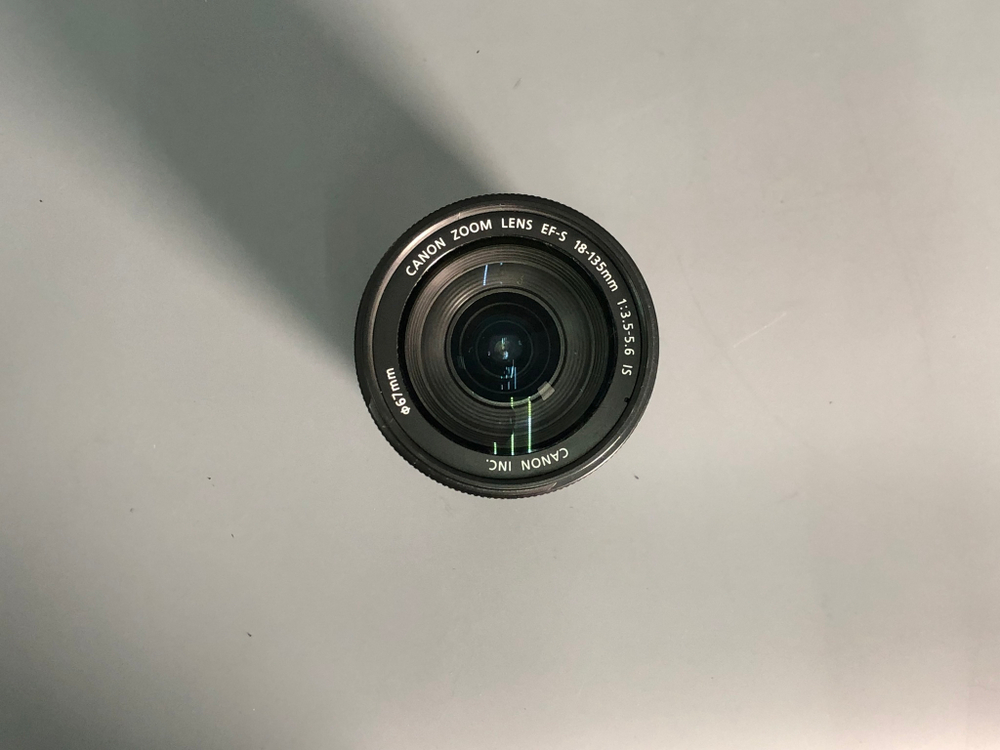 Canon EF-S 18-135 mm f/3.5-5.6 IS