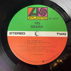 Винтажная виниловая пластинка LP Yes Drama (USA 1980) White Car