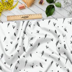 Ткань штапель нарисованные листья на белом фоне