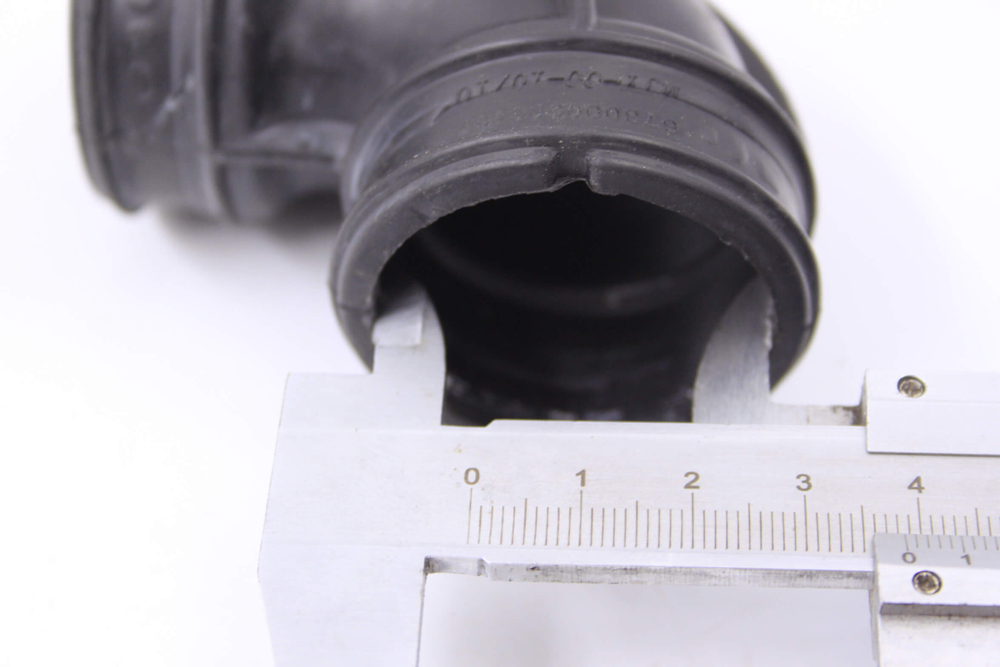 Патрубок посудомоечной машины 673000900407