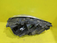 Битая Фара правая Mercedes GLA x156 (2017-2020) LED