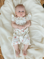 Песочник для девочки "Цветочки на веточках", Крем