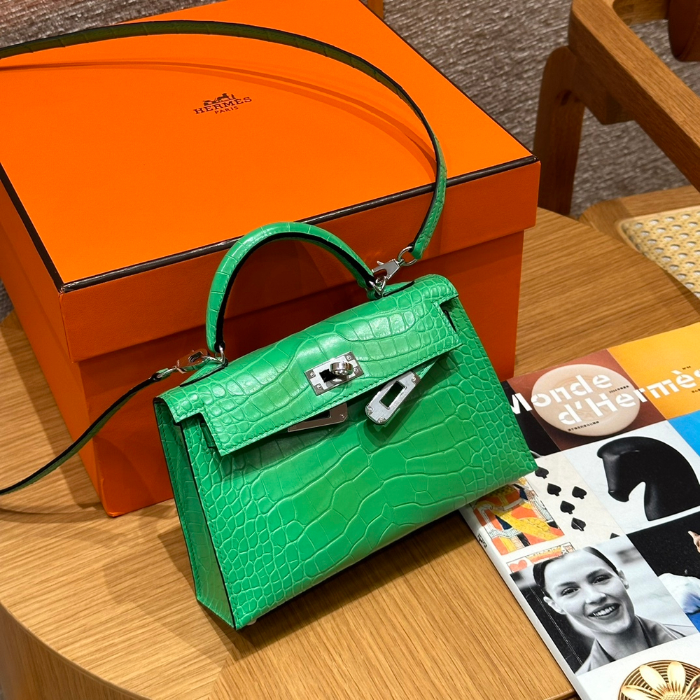 Hermes Kelly 19