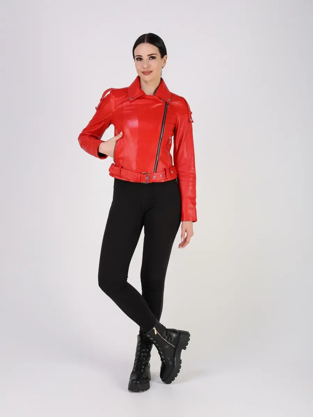 Кожаная куртка демисезонная косуха