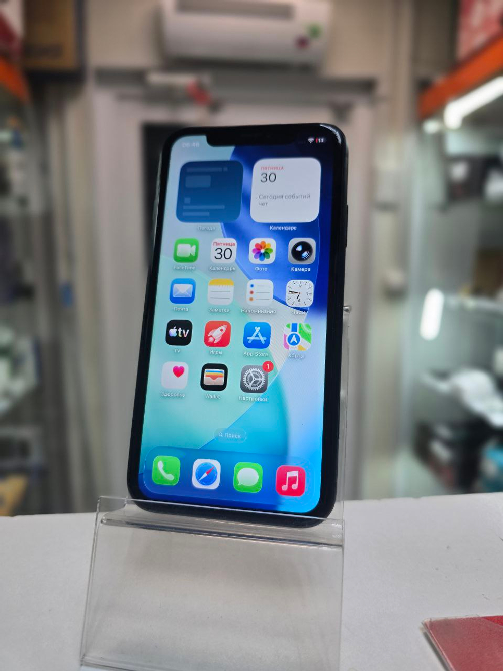 Смартфон iPhone 11 100% акб