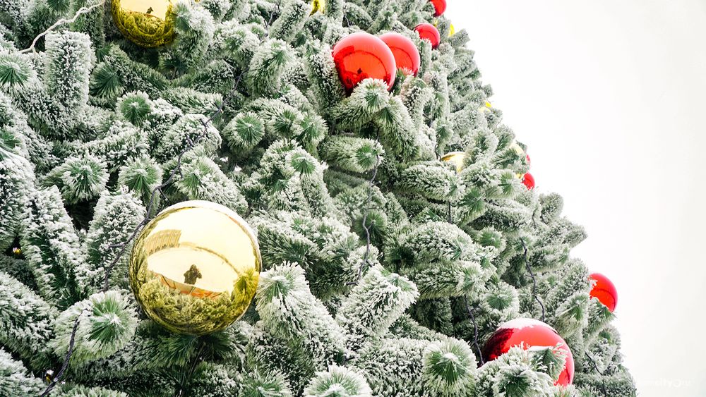 Большие шары на елку