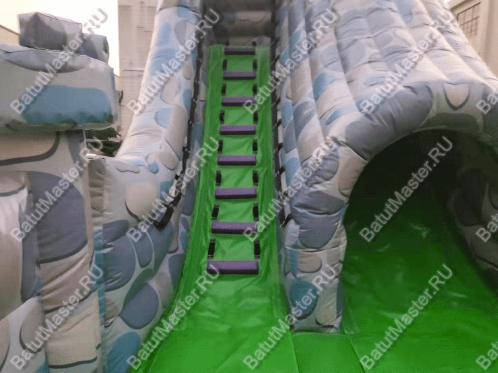 Коммерческий надувной батут "Средневековые приключения" 8,5*7*5м