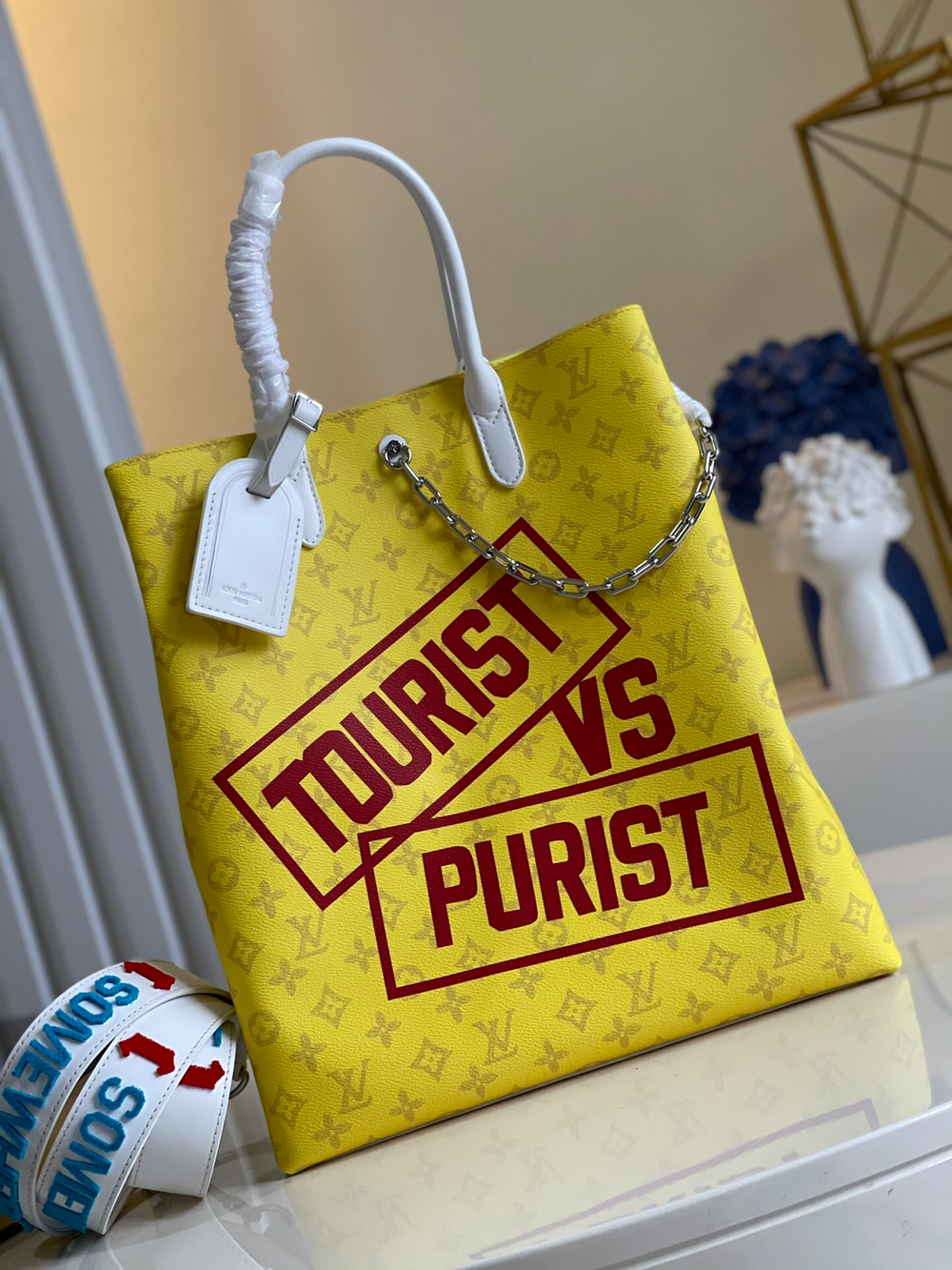 Louis Vuitton Carry It Tote